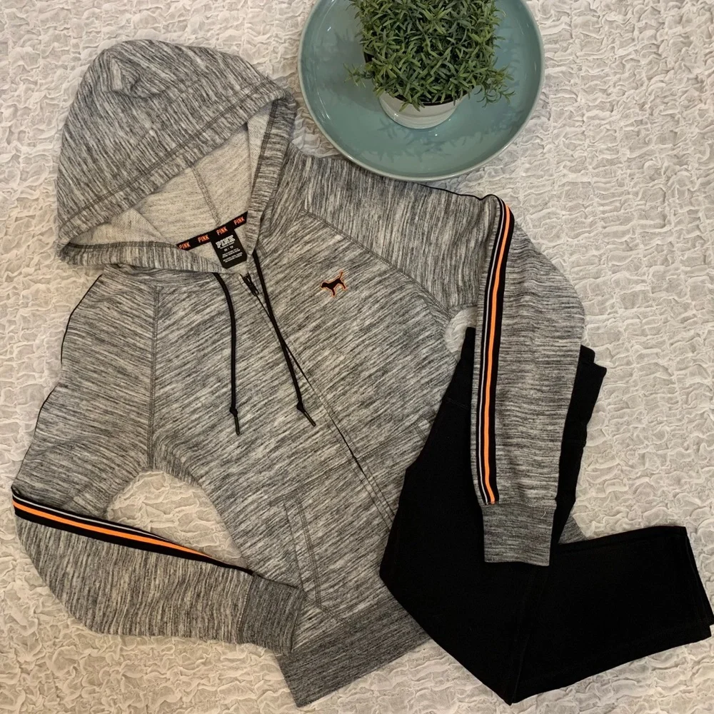 Pink Victoria’s Secret Hoodie Zip Sweatshirt Athleisure Top Heather Gray sz XS